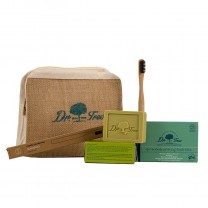 Kit del viajero eco-friendly con cepillo de dientes de bambú incluido Kit del viajero eco-friendly con cepillo de dientes de bambú incluido