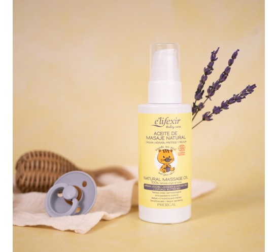 Bodegón con el aceite de masajes de elifexir baby care