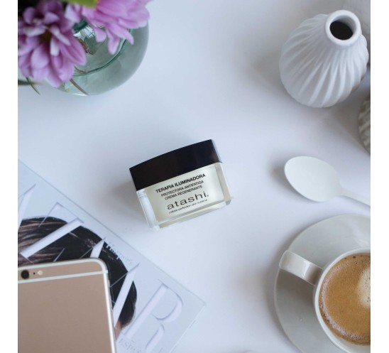 Terapia iluminadora protectora antifatiga lifestyle Atashi