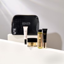 Cofre Lift & Glow Essentials con productos