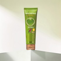 Mascarilla Hair food quinoa Naturtint sobre peana