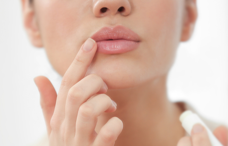Tus labios se resecan mucho con el frío? 🥶 ¡No te preocupes