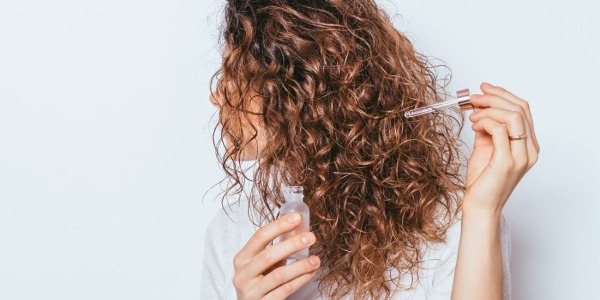 Hair Oiling: Aprende A Hacer Crecer El Cabello Rápidamente