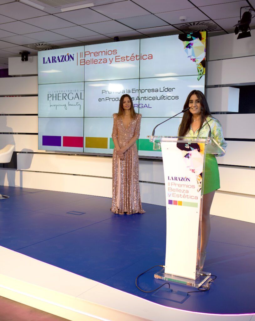 karishma jeswani premios la razon