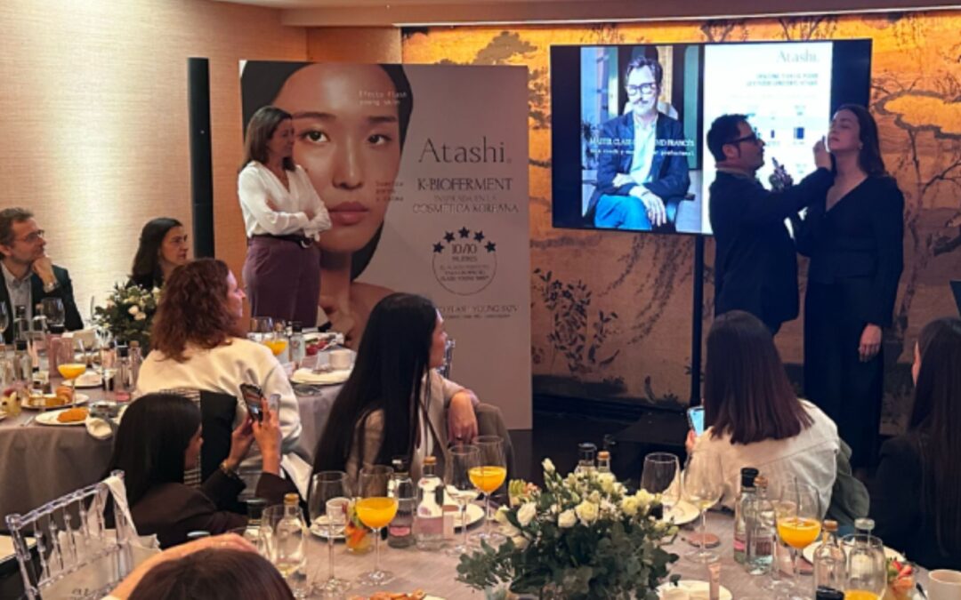 Evento presentación Atashi 2025